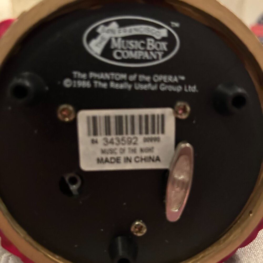 Phantom Stage Base Figurine and Music Box - Picture 2 of 5